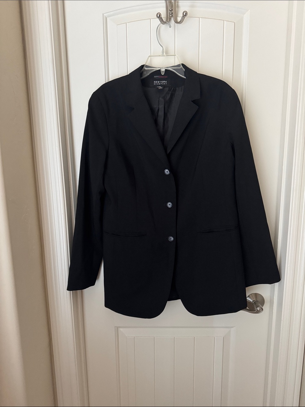 New York & Company Black Women's Tailored Blazer city stretch sz 16